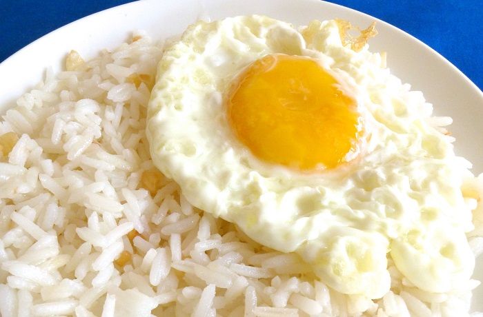 Arroz con huevo: el plato colombiano que enamora al mundo