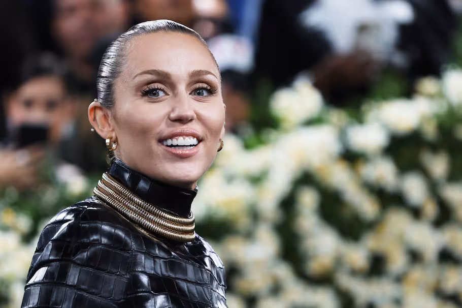 ‘Something Beautiful’: Miley Cyrus estrena película musical y nuevo álbum
